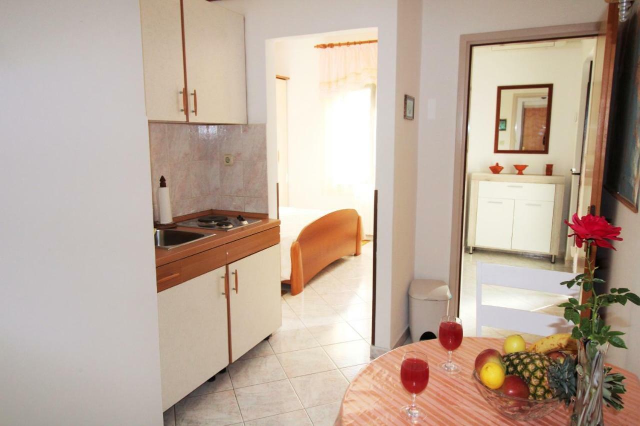 Studio Marija Pula Luaran gambar